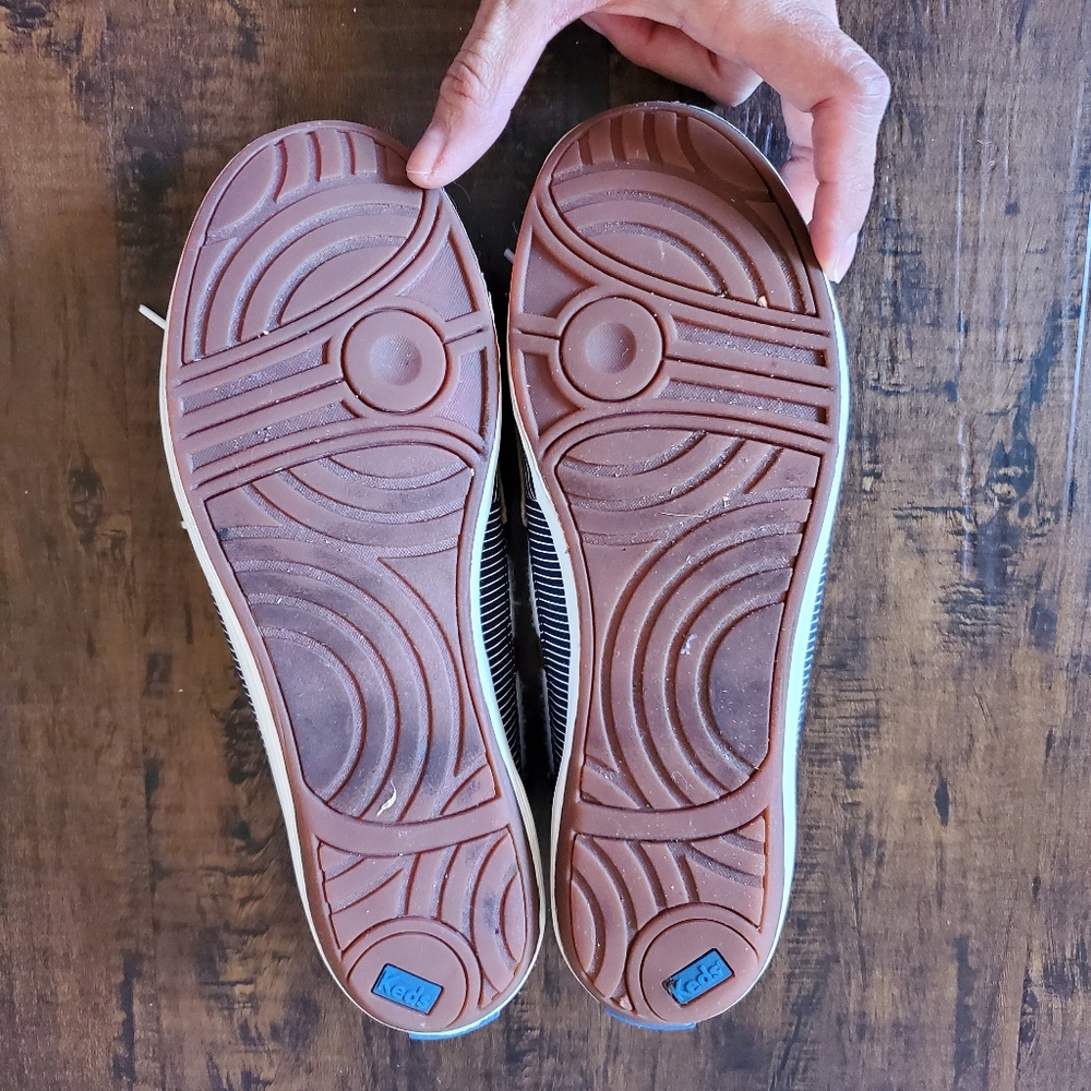 Keds  Women Glimmer Lace Up Ortholite Boat Shoes Navy and Tan Nautical Size 7 US - Picture 8 of 8